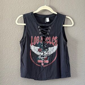 Gray Graphic Crop Muscle Tee